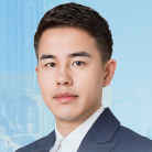 Mr. Ken Fang (方余华先生)
